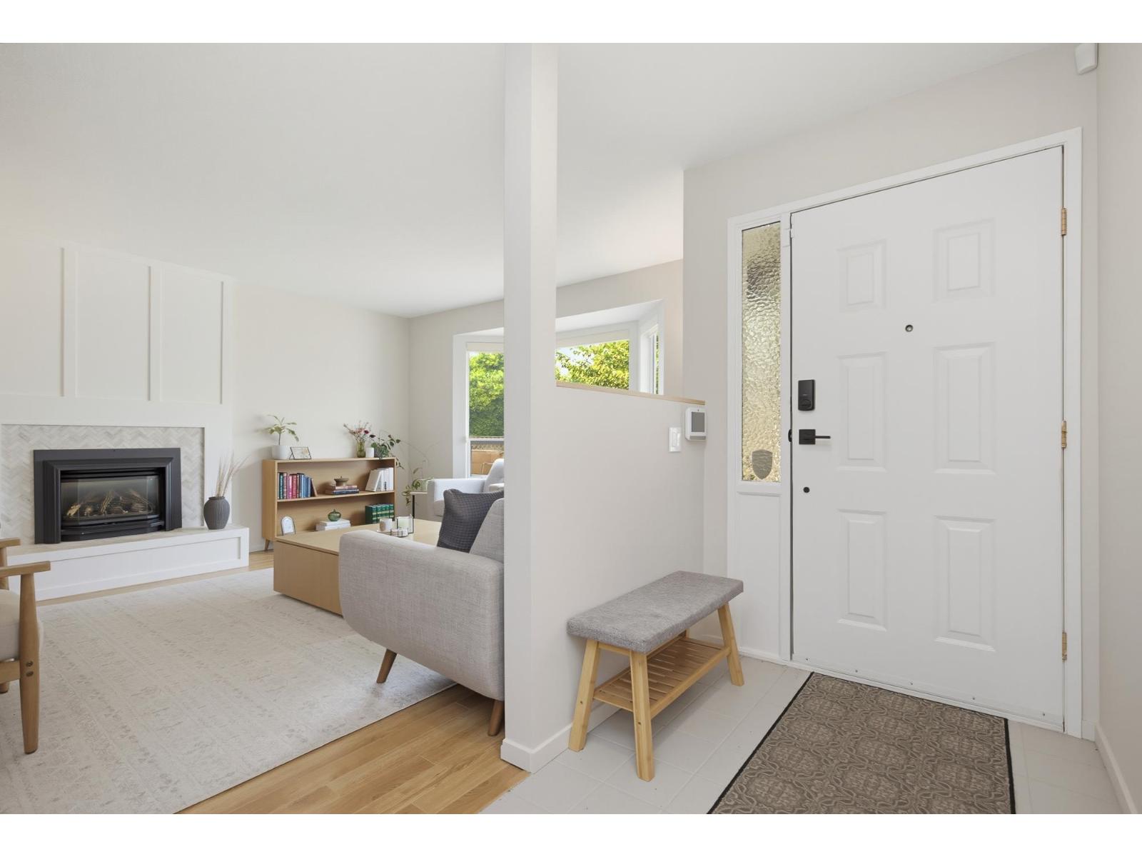 10206 CRYSTAL DRIVE|Fairfield Island