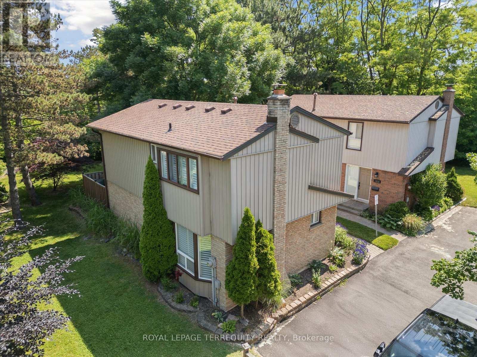 1825 HYDE MILL CRESCENT