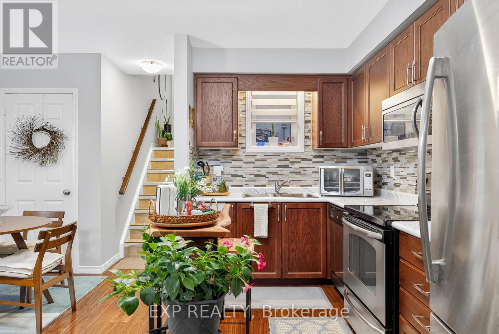 6A - 230 JESSICA CRESCENT