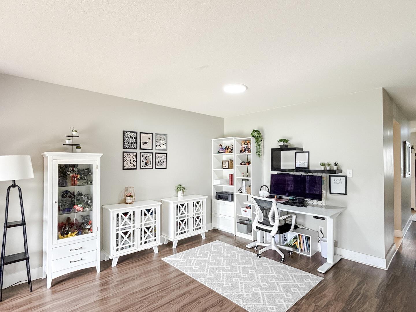 5 46350 CESSNA DRIVE|Chilliwack Proper South