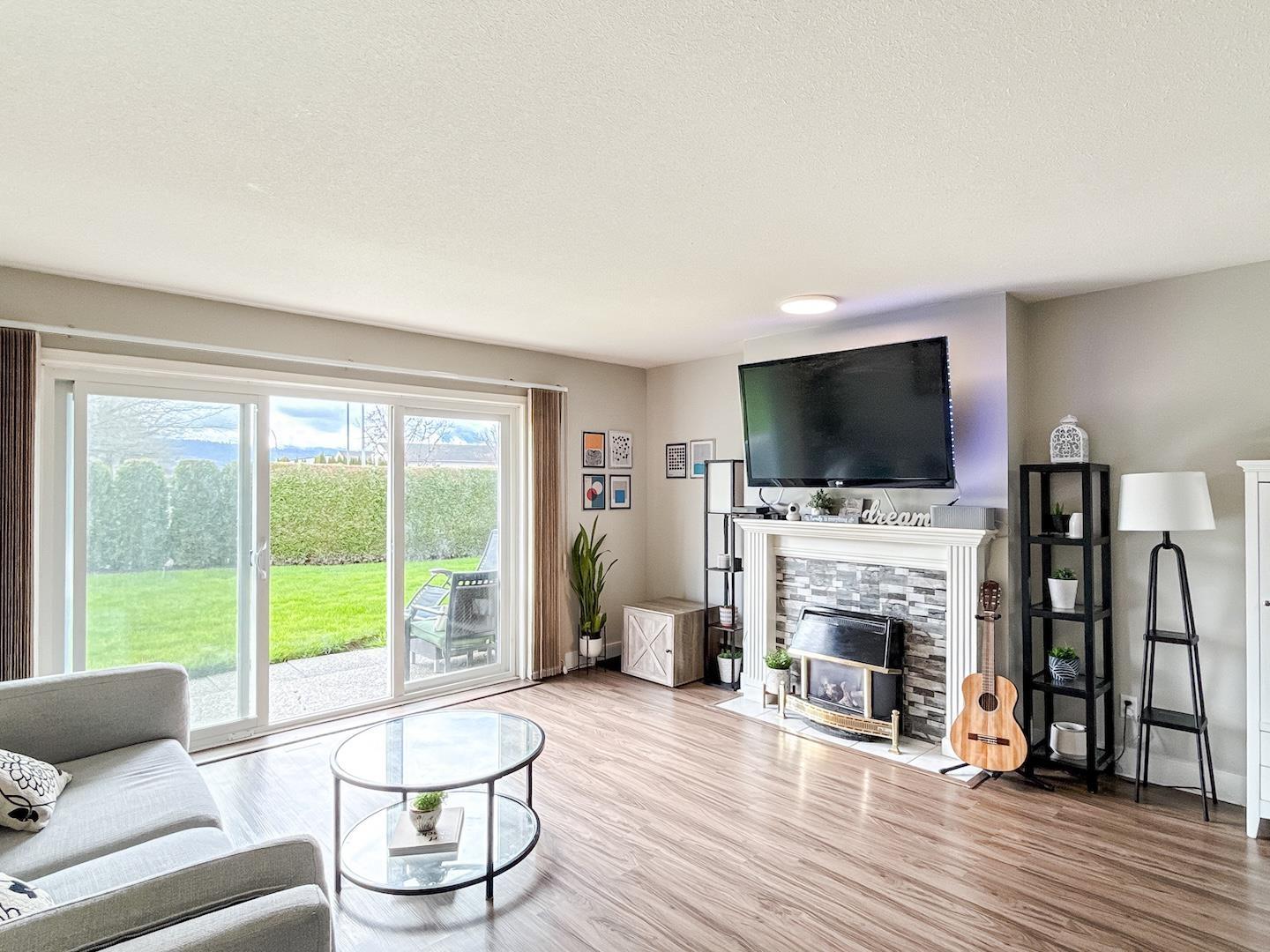 5 46350 CESSNA DRIVE|Chilliwack Proper South