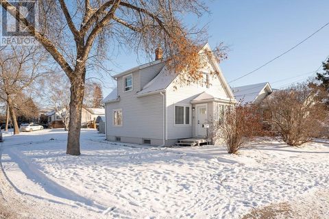 598 VAN NORMAN ST THUNDER BAY ON P7A4E9