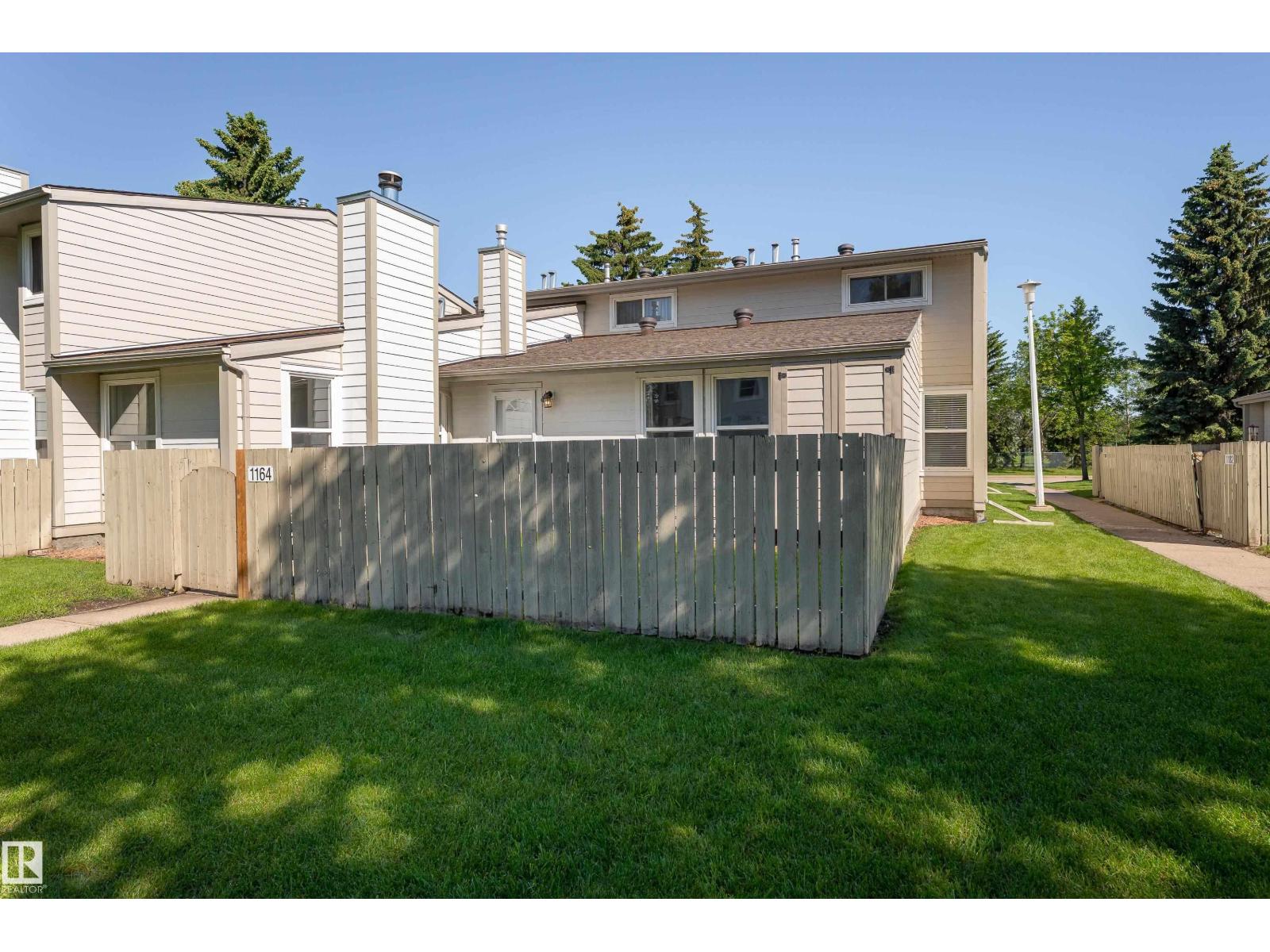 1164 KNOTTWOOD RD E NW