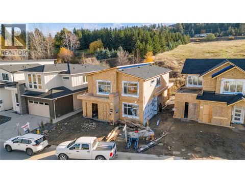 1016 Bull Crescent Kelowna BC V1W0B6