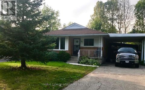 38 HIGH STREET Waterloo ON N2L3X8