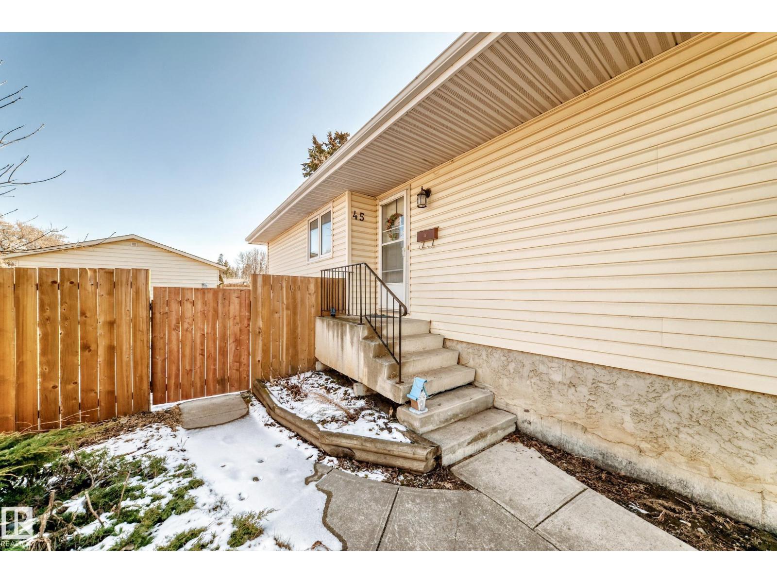 45 OATWAY DR