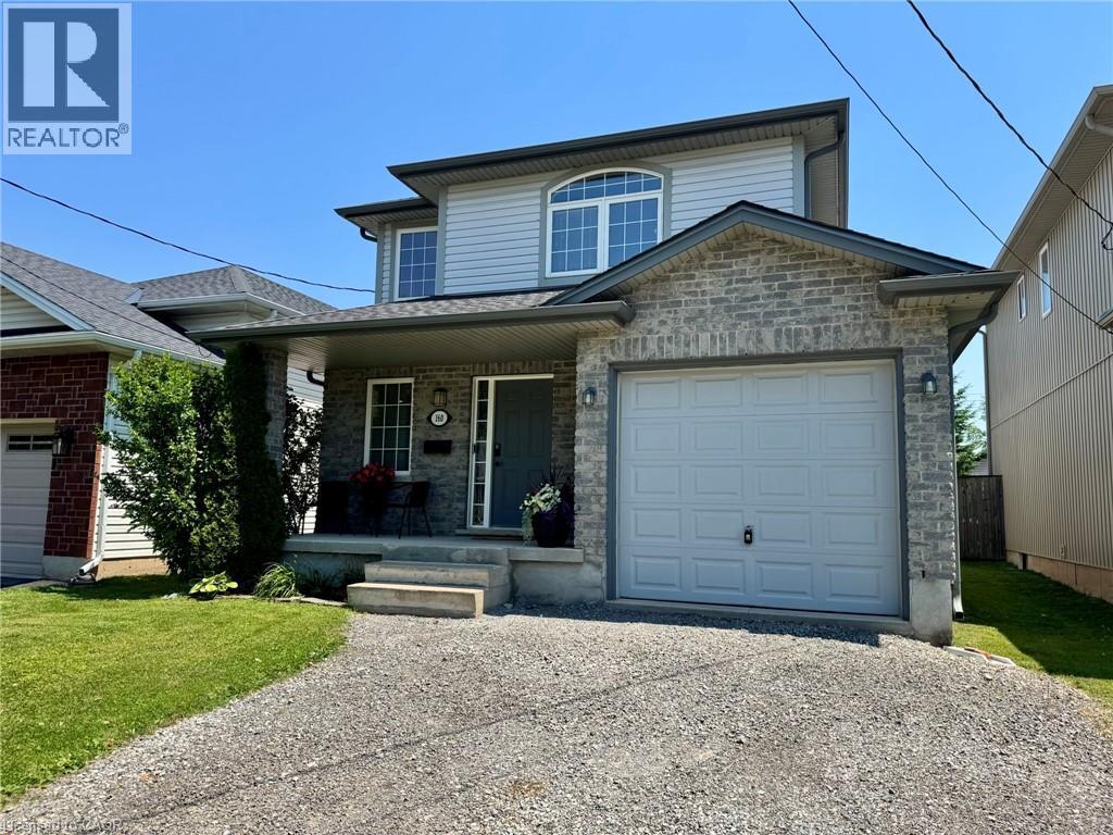 160 WALLACE Avenue S