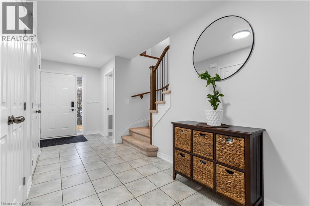 160 WALLACE Avenue S