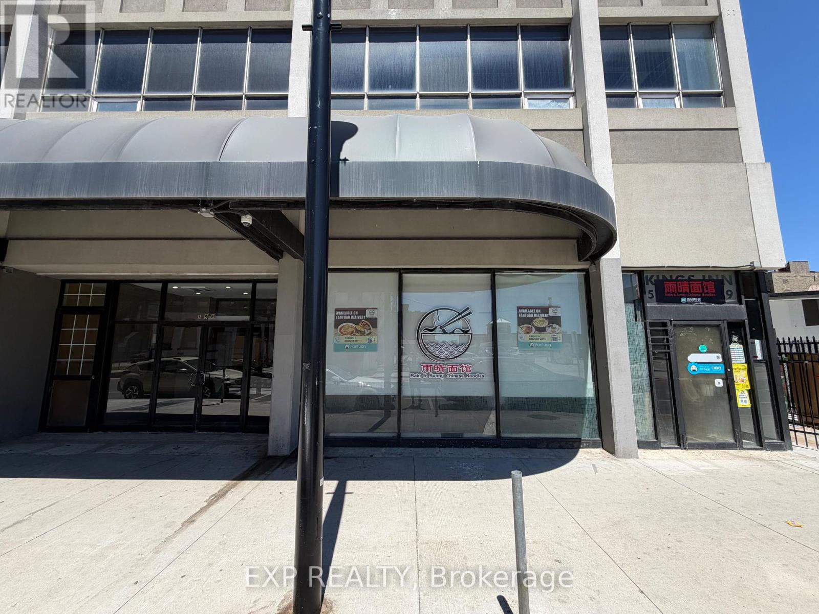 L10 - 186 KING STREET