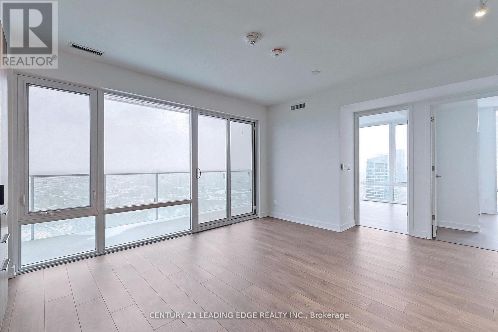 5102 - 501 YONGE STREET