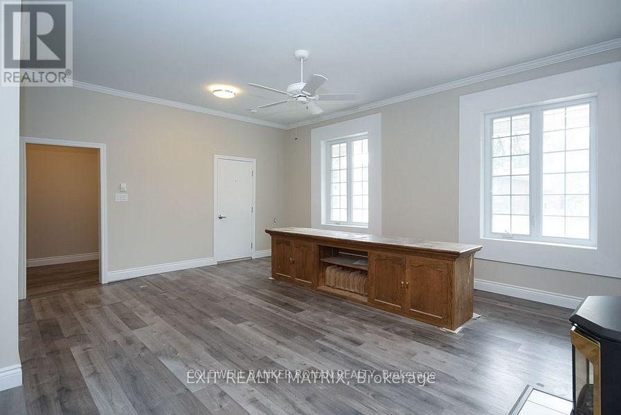 2 - 1429 MEADOW DRIVE
