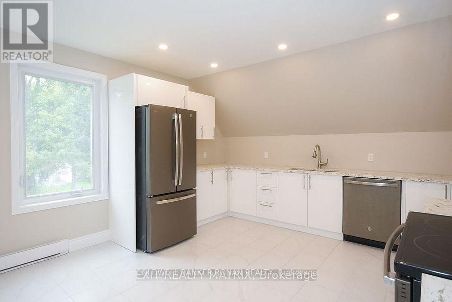 2 - 1429 MEADOW DRIVE