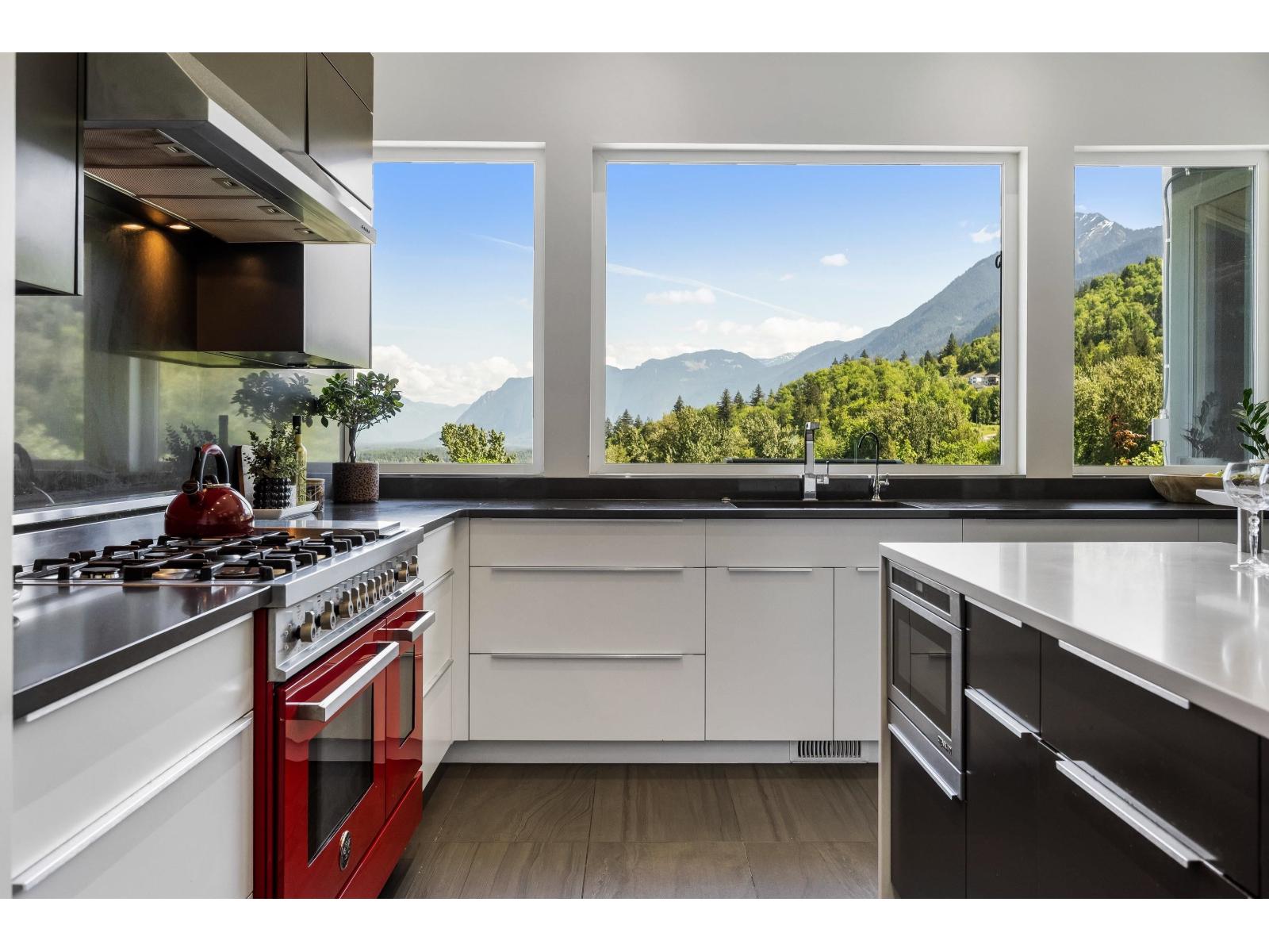 112 51075 FALLS COURT|Eastern Hillsides