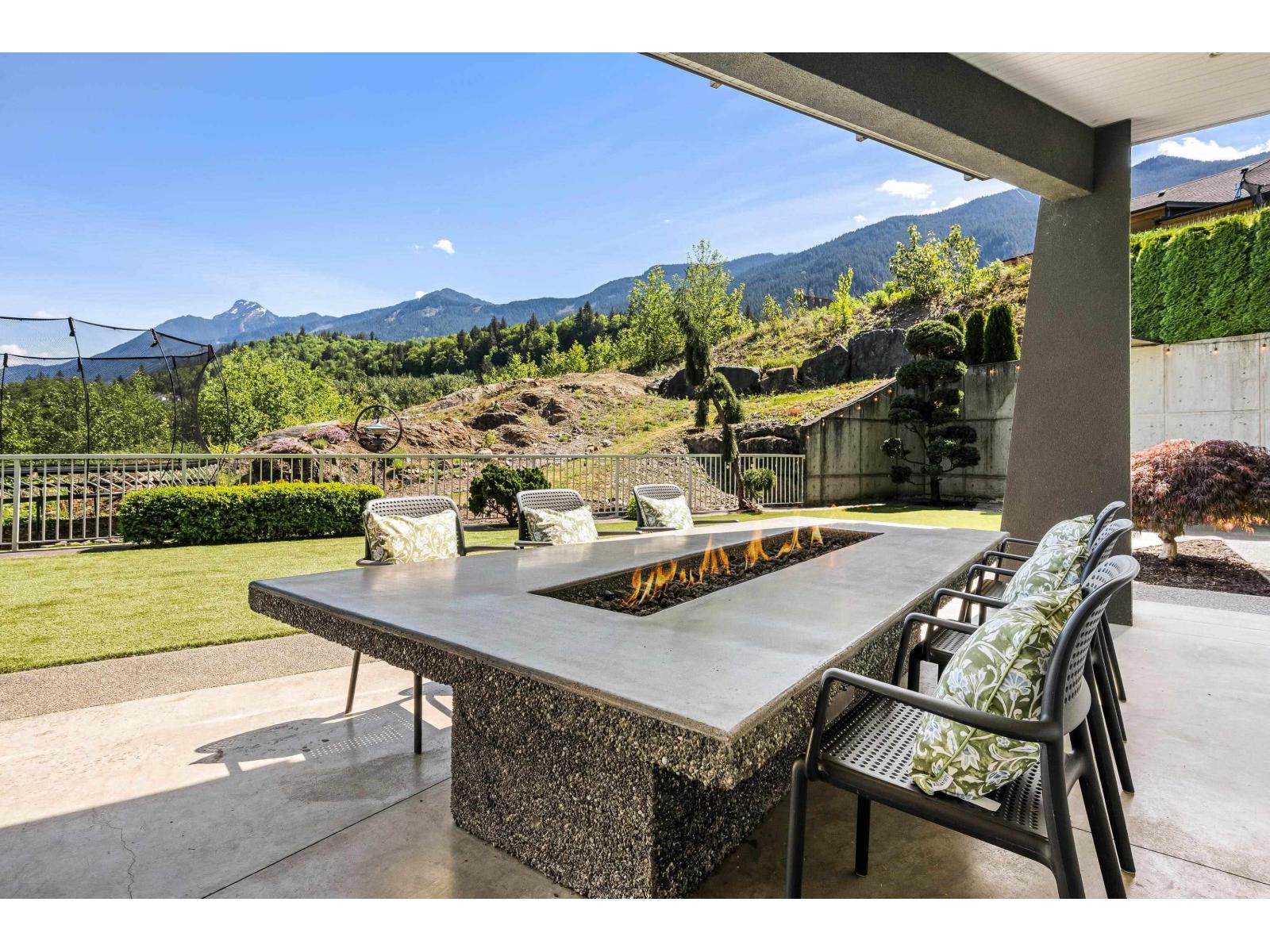 112 51075 FALLS COURT|Eastern Hillsides