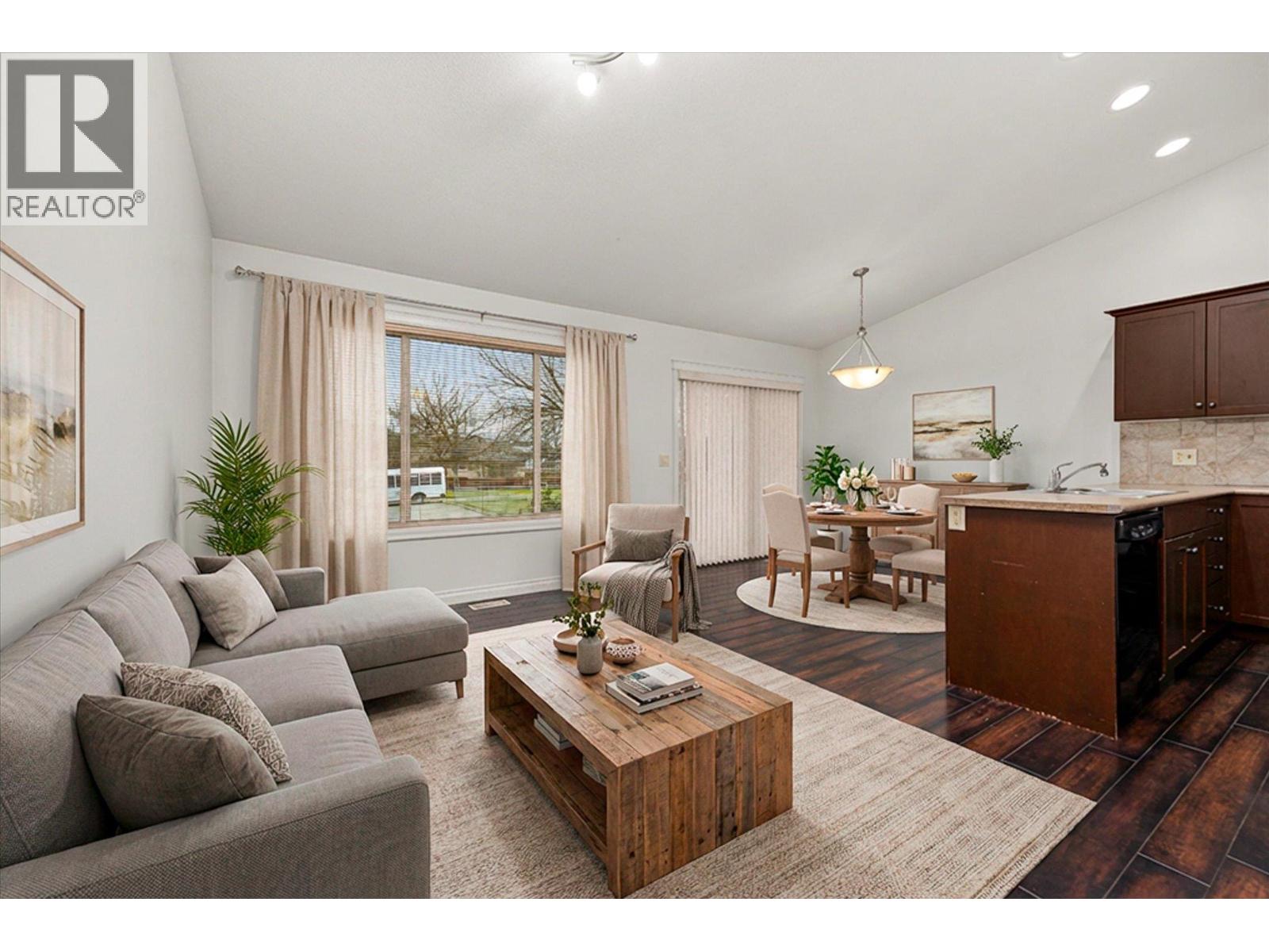 245 Snowsell Street Unit# 111