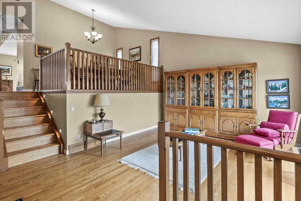 12 Strathaven Mews SW