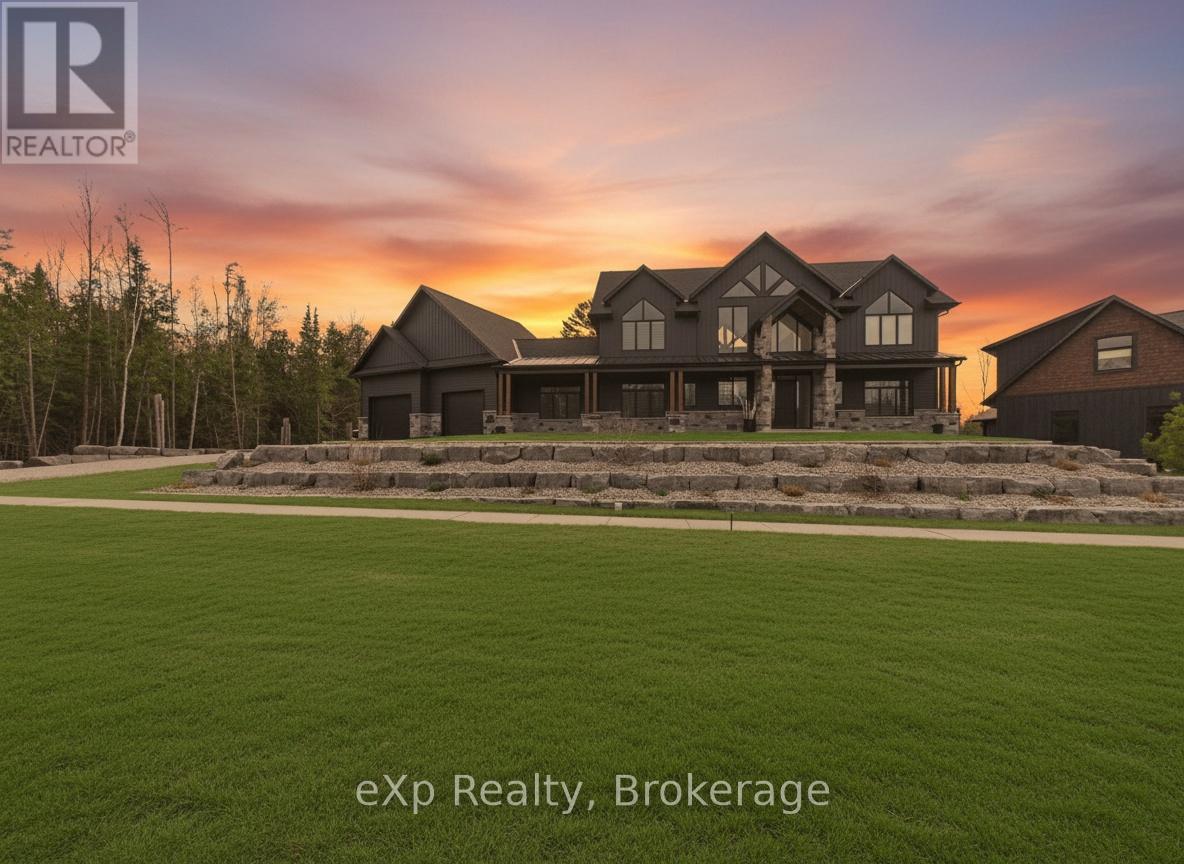 36 LAKESIDE WOODS CRESCENT