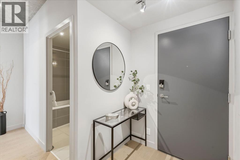 1906, 1010 6 Street SW