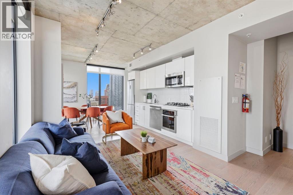 1906, 1010 6 Street SW