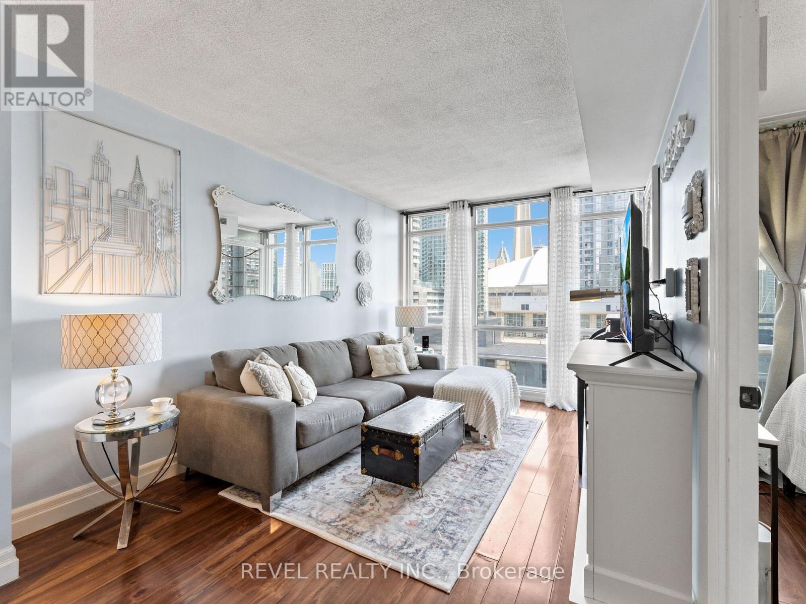 1208 - 15 FORT YORK BOULEVARD E