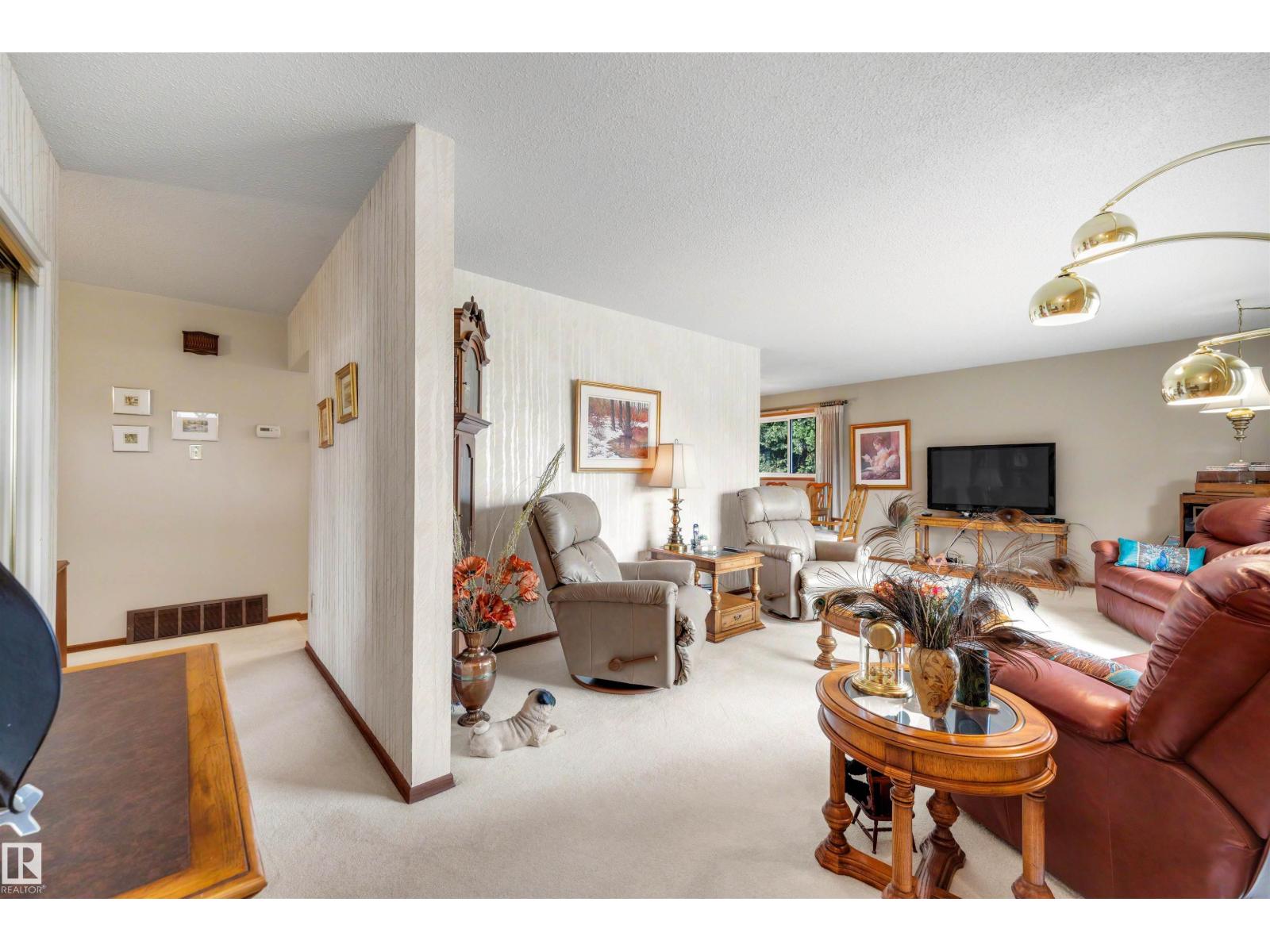 4120 120 ST NW