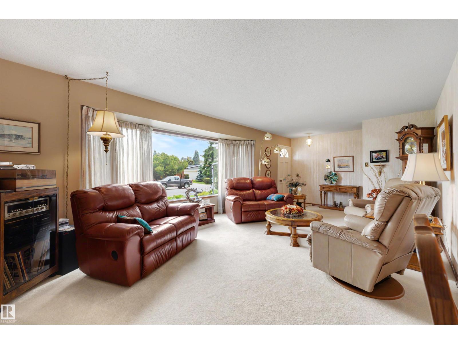 4120 120 ST NW