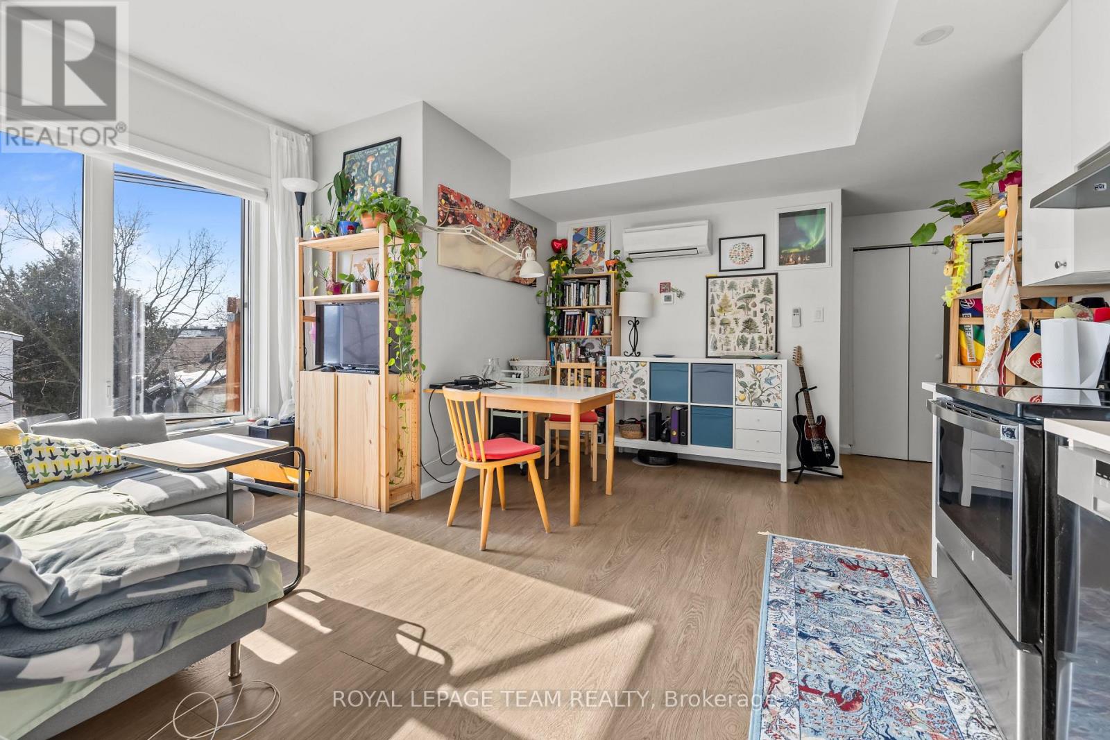 303 - 506 GLADSTONE AVENUE