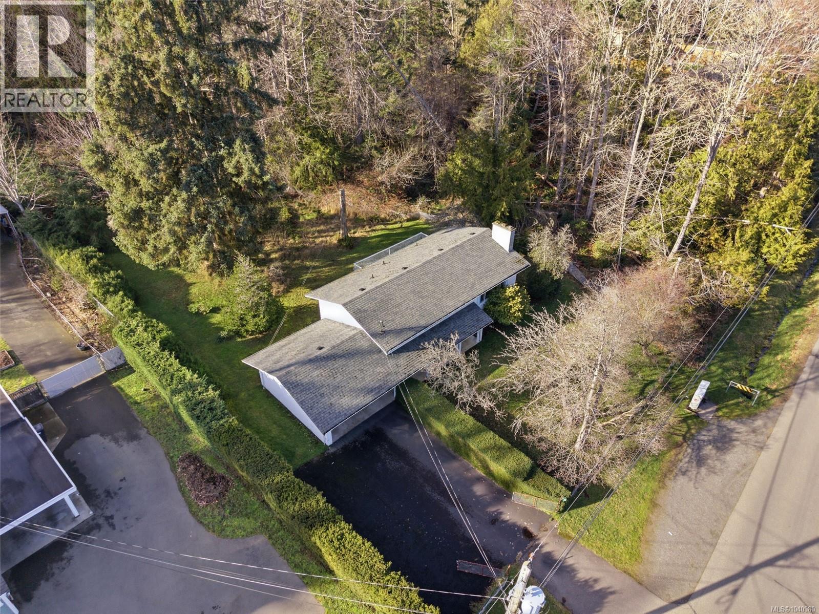439 Craig St