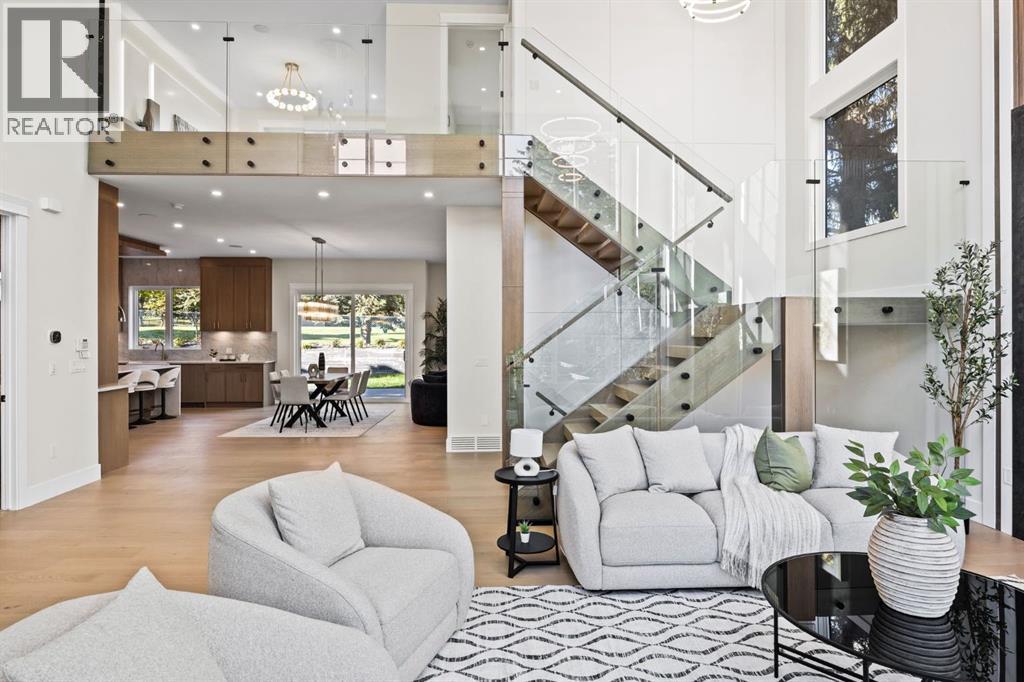 620 Varsity Estates Crescent NW