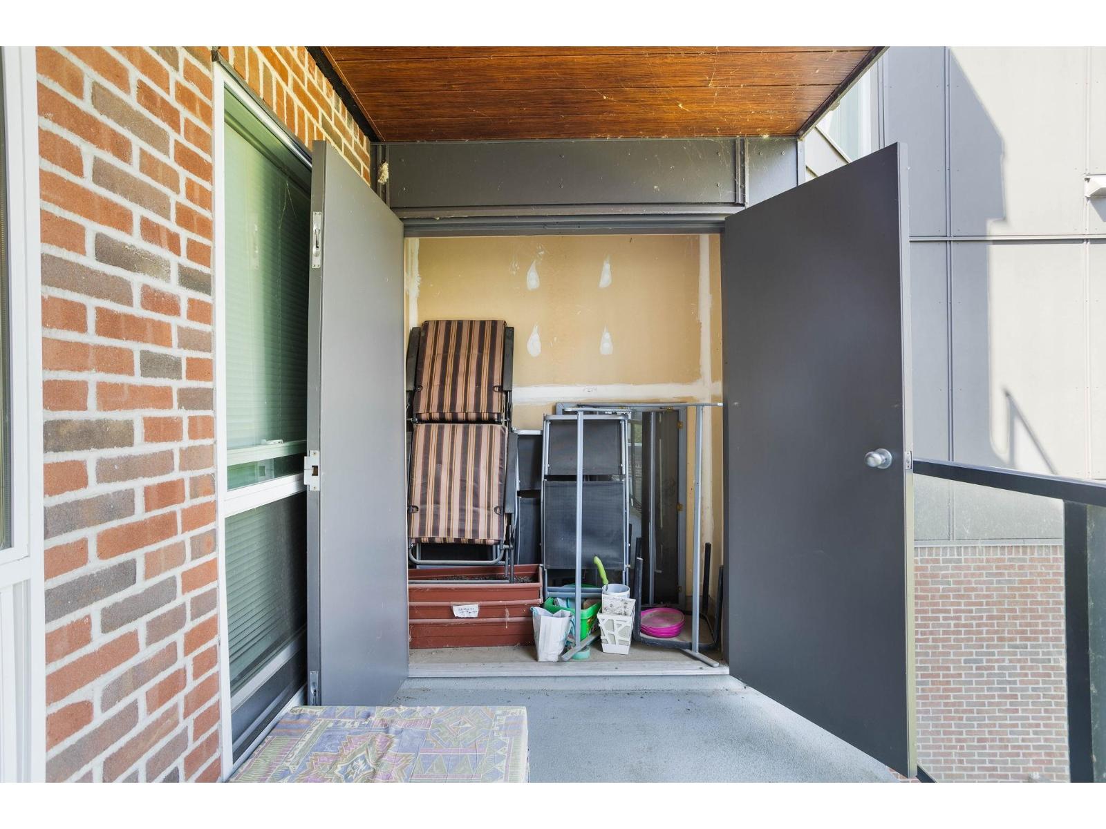 214 378 ESPLANADE AVENUE|Harrison Hot Springs