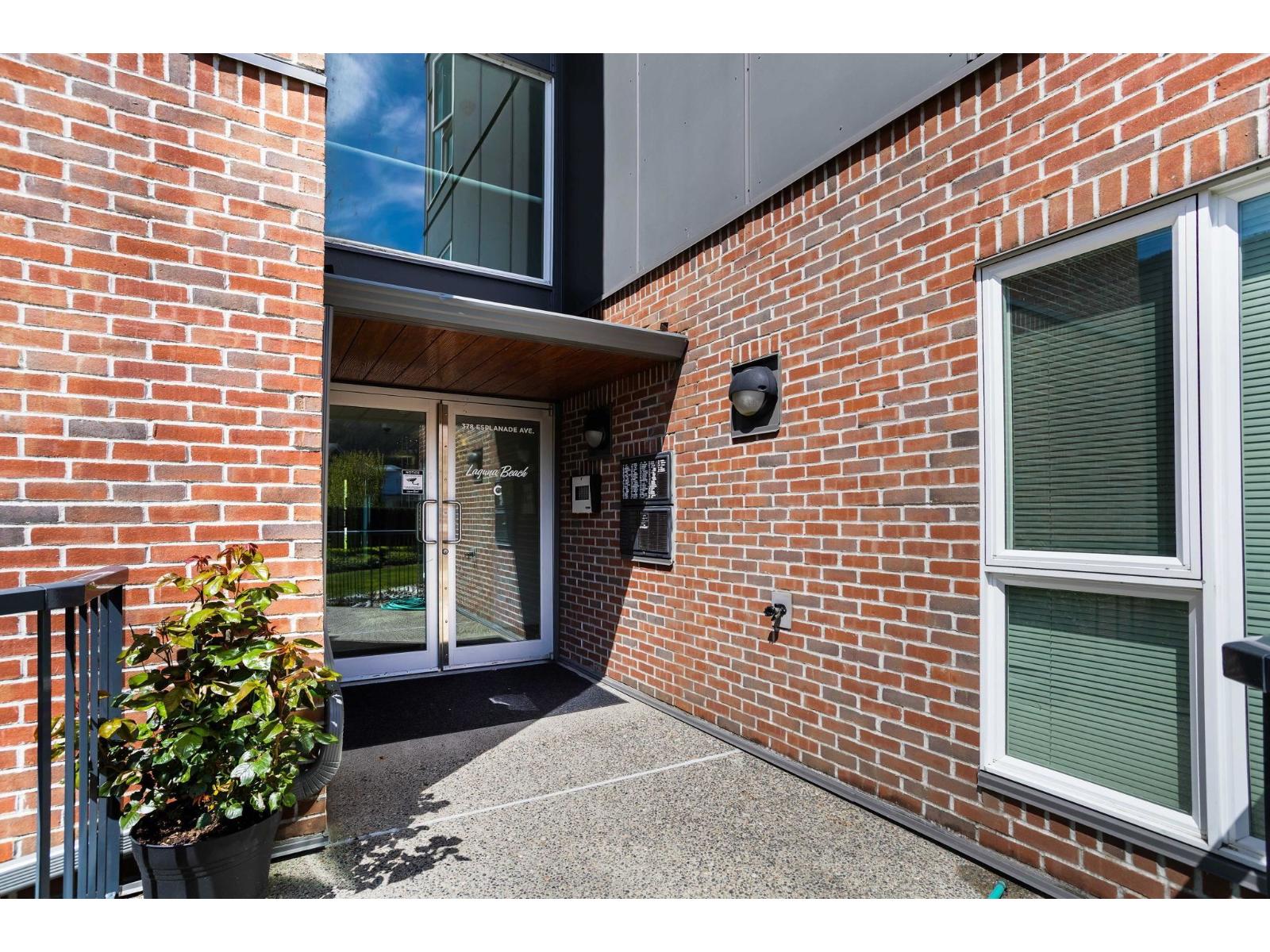 214 378 ESPLANADE AVENUE|Harrison Hot Springs