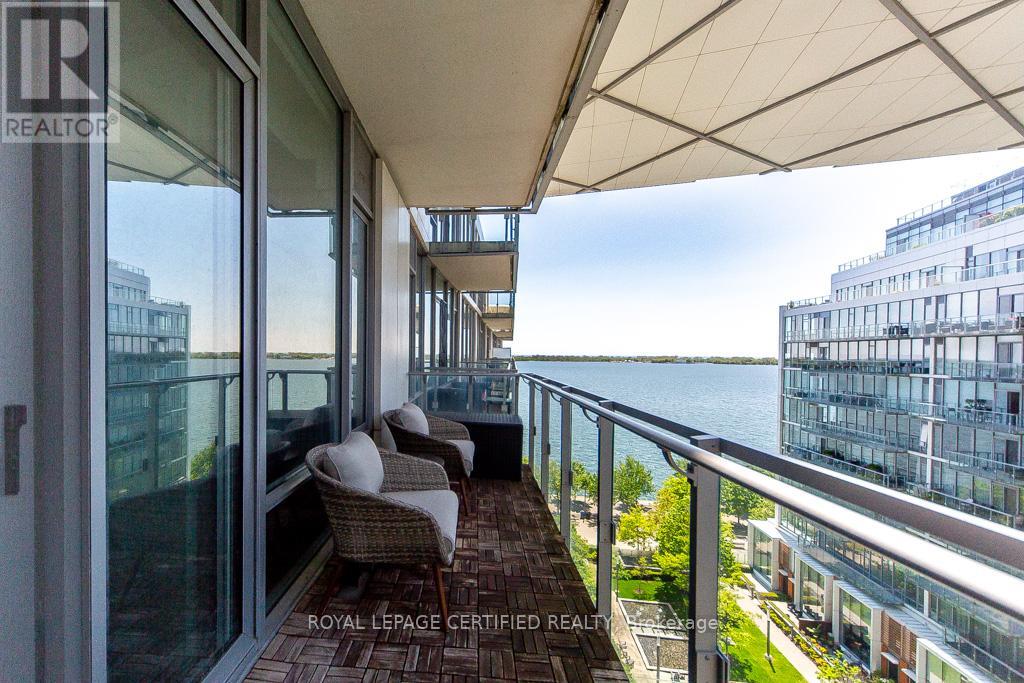 928 - 29 QUEENS QUAY STREET E