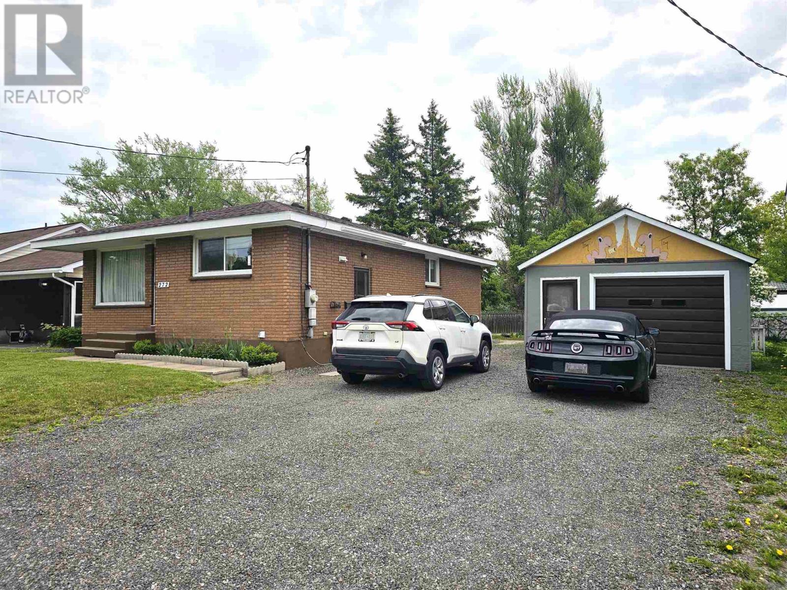 Homes for Sale Sault Ste. Marie 272 Laurier AVE