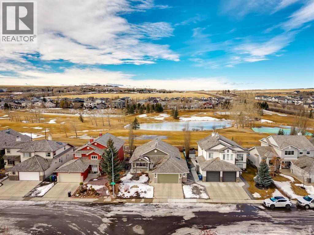 657 Woodside Court NW