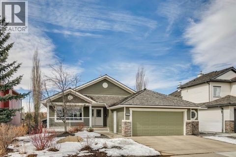657 Woodside Court NW Airdrie AB T4B2W2