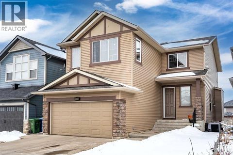 126 Pantego Way NW Calgary AB T3K0K6