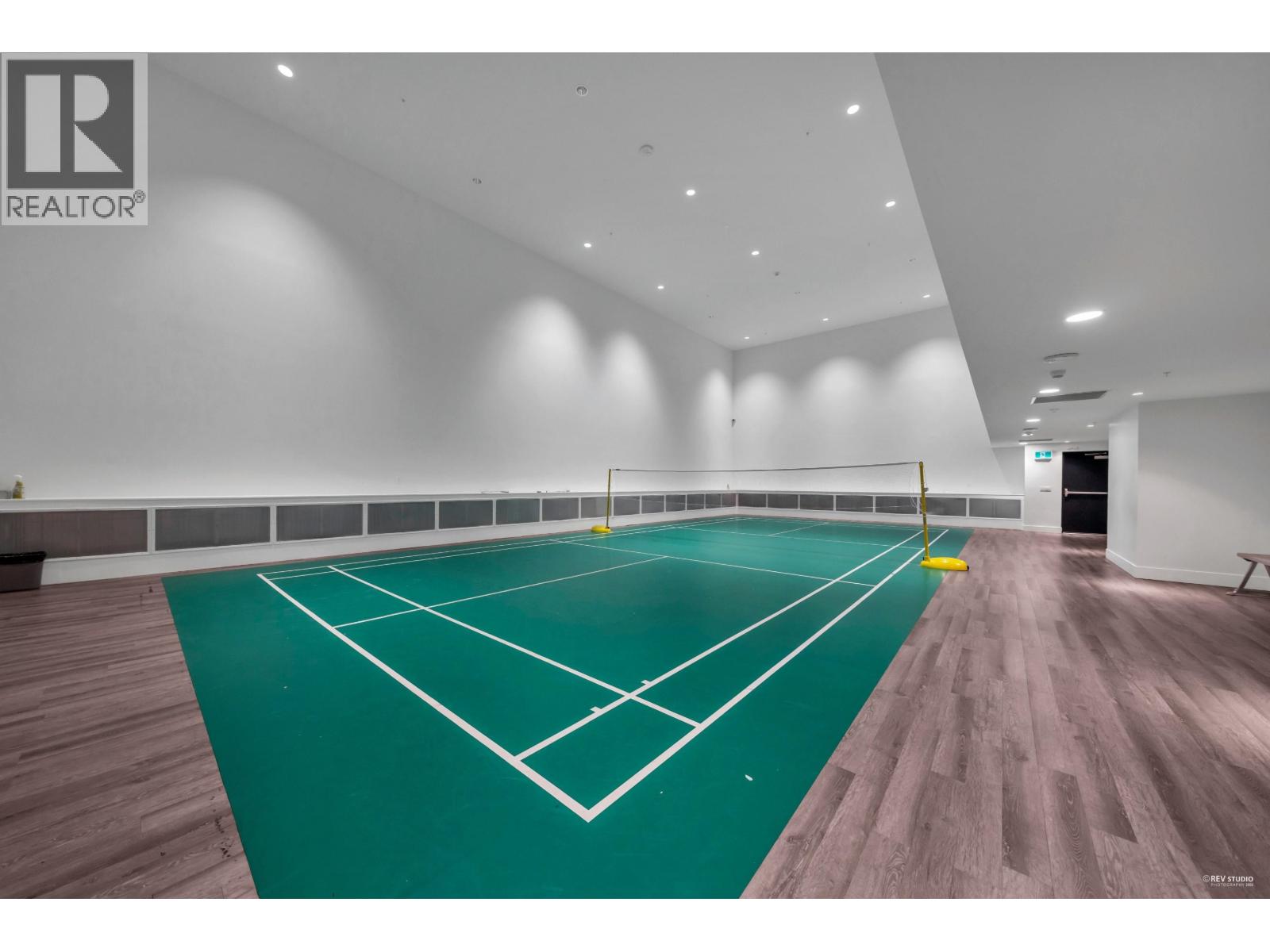 903 4458 BERESFORD STREET