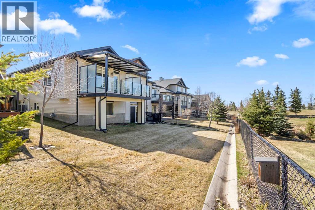 351 Crystal Green Rise