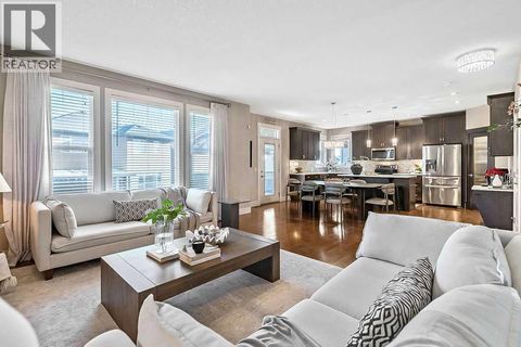 112 Kinniburgh Close Chestermere AB T1X0R8