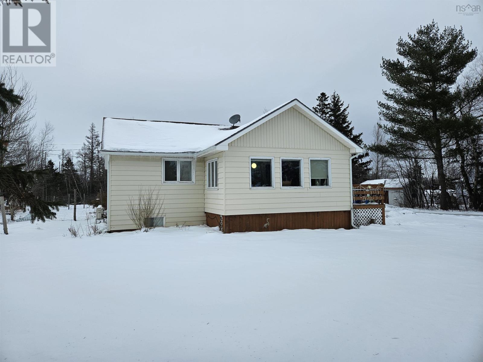 9521 Highway 6 Highway