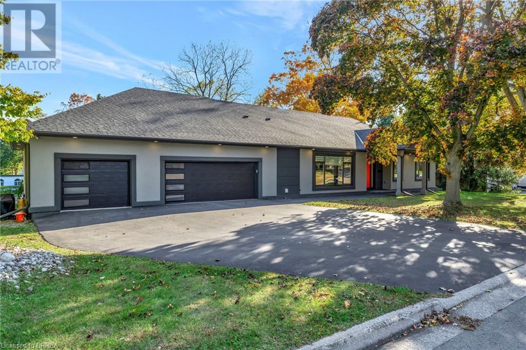 1 GAYWOOD Gardens
