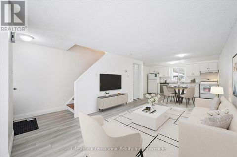 5 TROY CRESCENT Guelph (Grange Road) ON N1E6W7