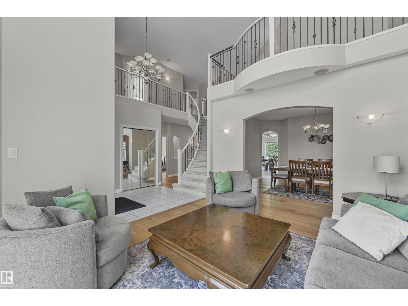 1516 THOROGOOD CL NW