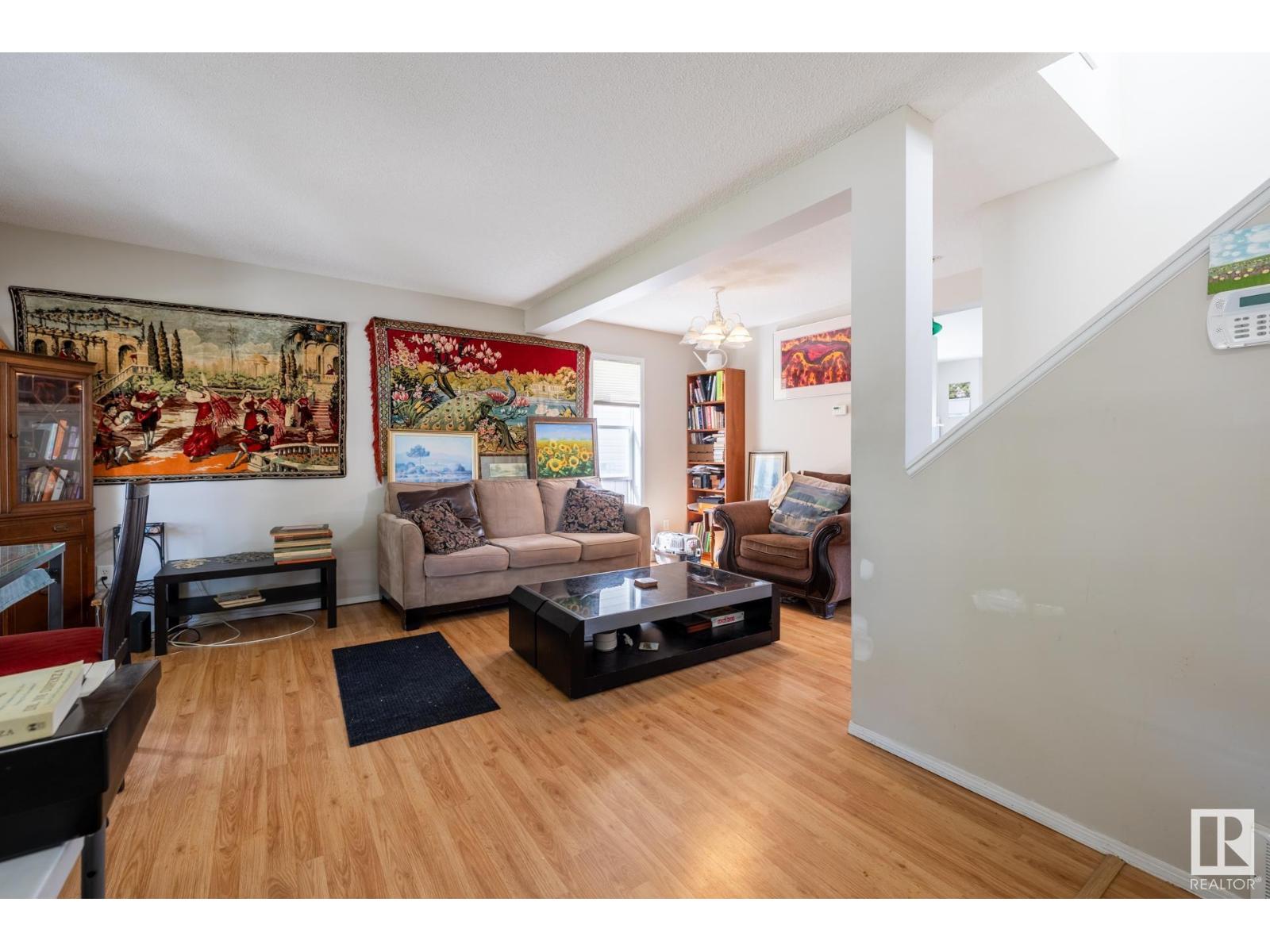 5228 201 ST NW