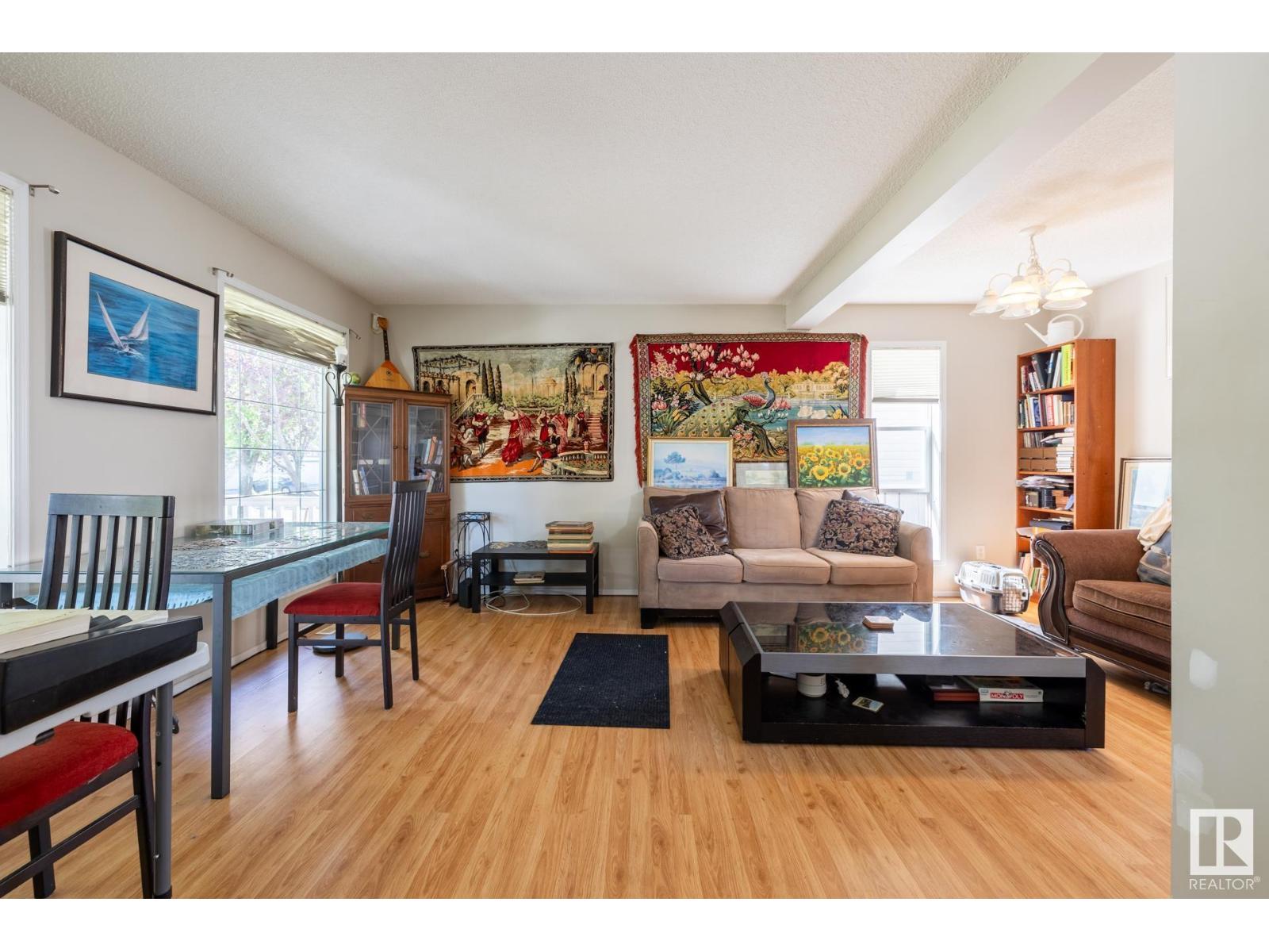 5228 201 ST NW