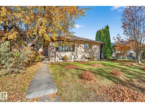13932 117 AV NW Edmonton AB T5M3J4