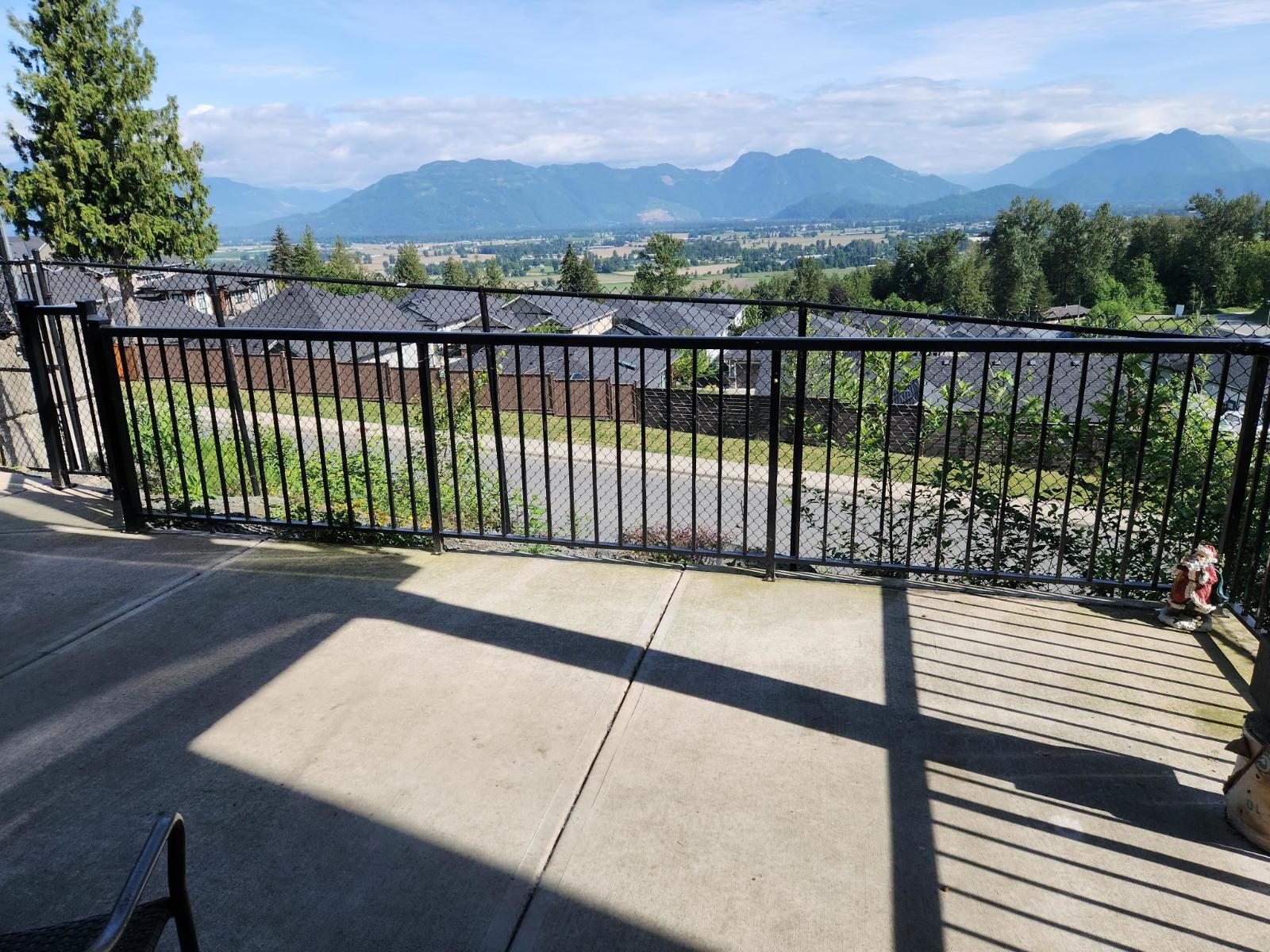 8220 NIXON ROAD|Eastern Hillsides