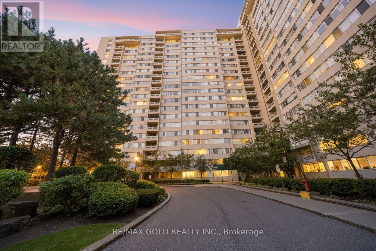 1913 - 3590 KANEFF CRESCENT