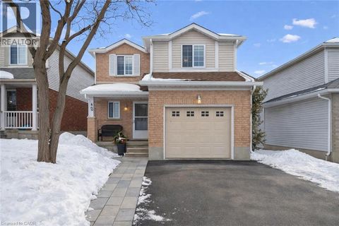 42 TARA Crescent Kitchener ON N2E3K9