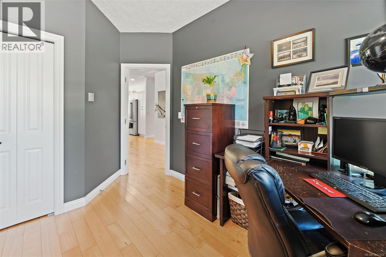 2877 Patricia Marie Pl